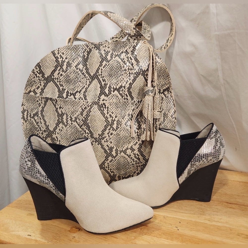REBELS Booties, Beige with Snakeskin Print on Back, Size: 6.5, NWOT